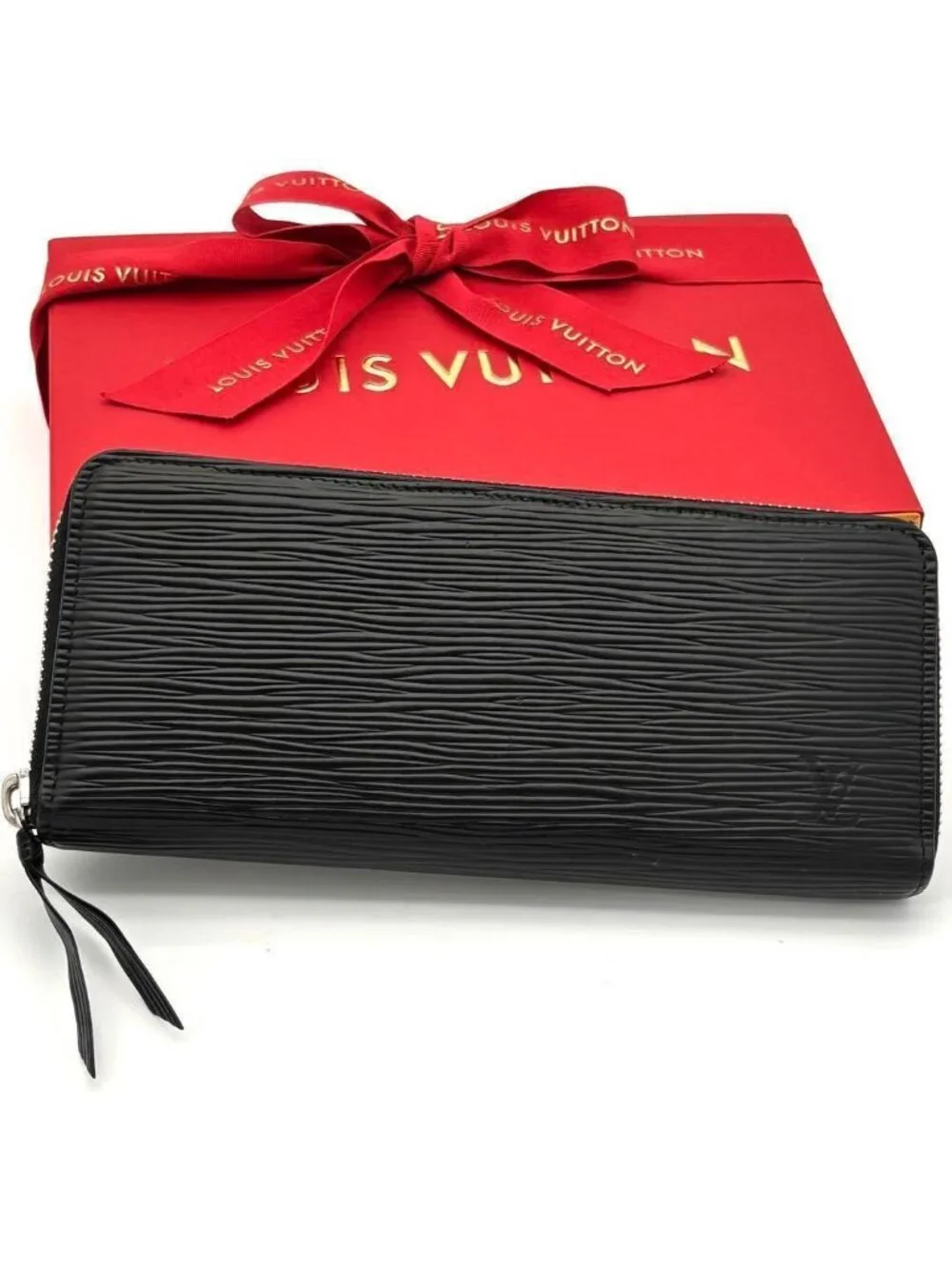 Louis Vuitton Epi Portefeuille Clemence Zip Around Wallet